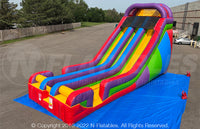 Wacky (22’) Dual Wet/Dry Slide