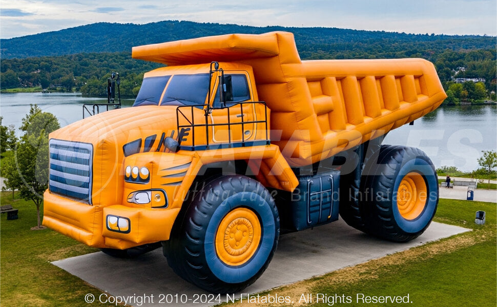 Inflatable Dumptruck